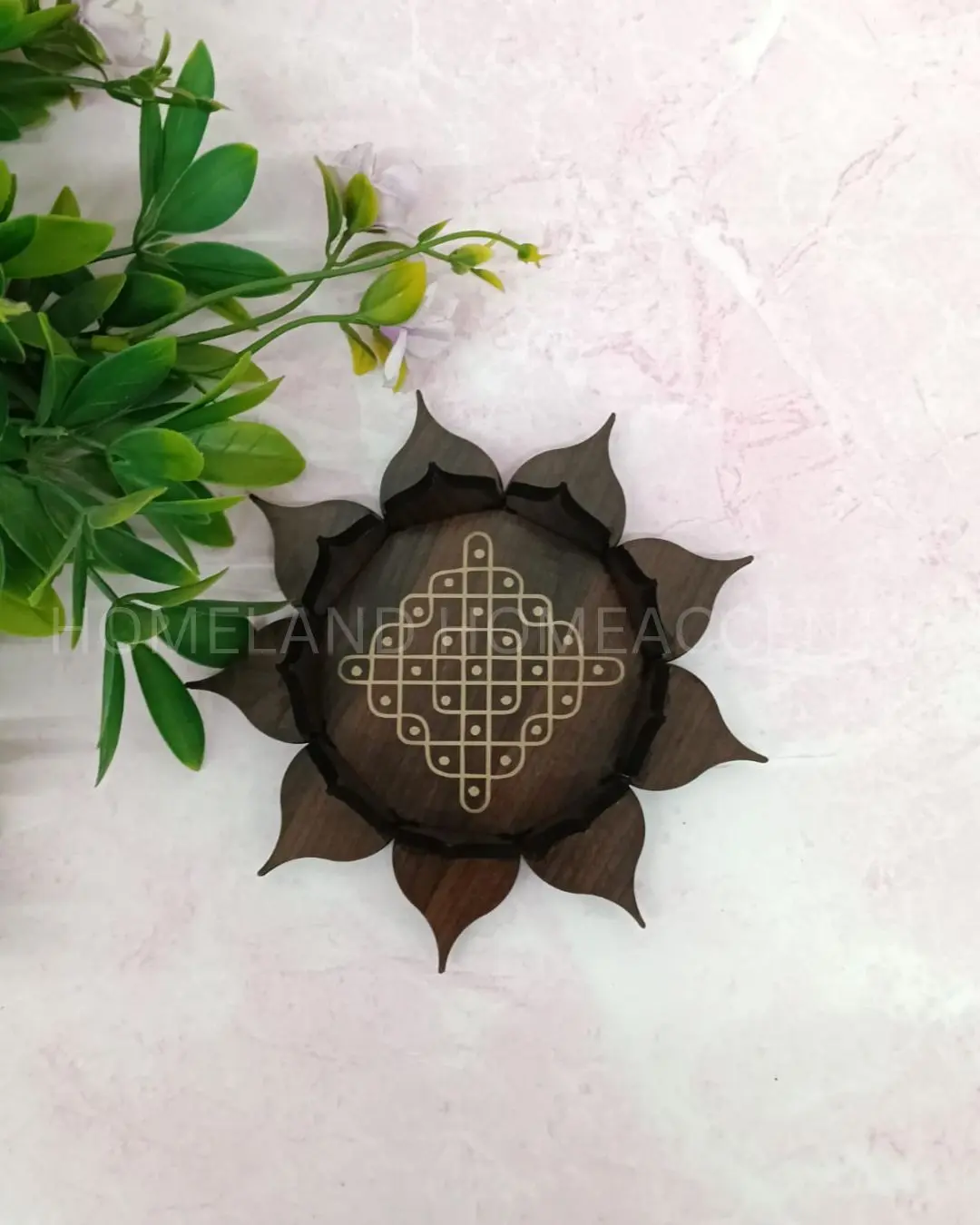 MDF Lotus Manai 