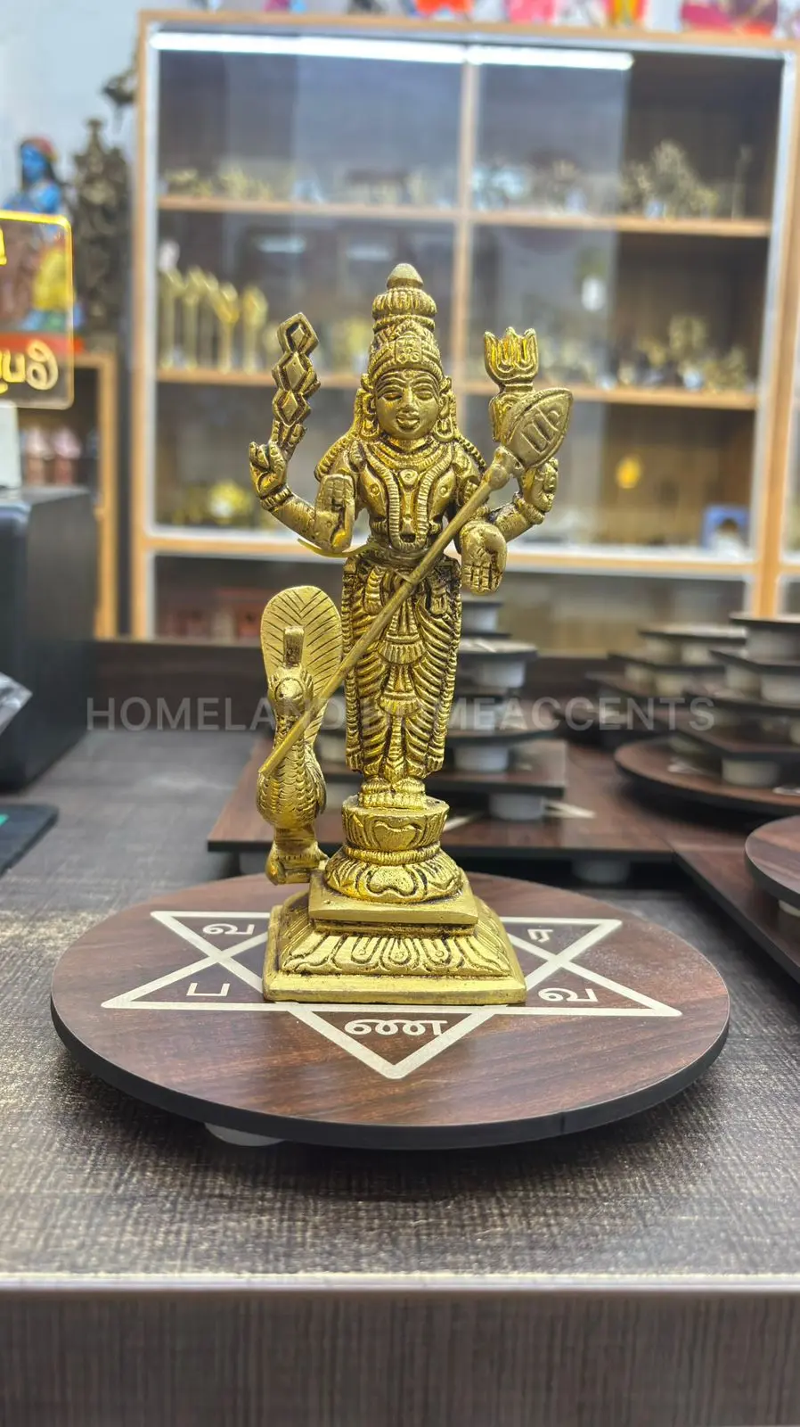 MDF Manai Palagai Round - Sikku Kolam Design
