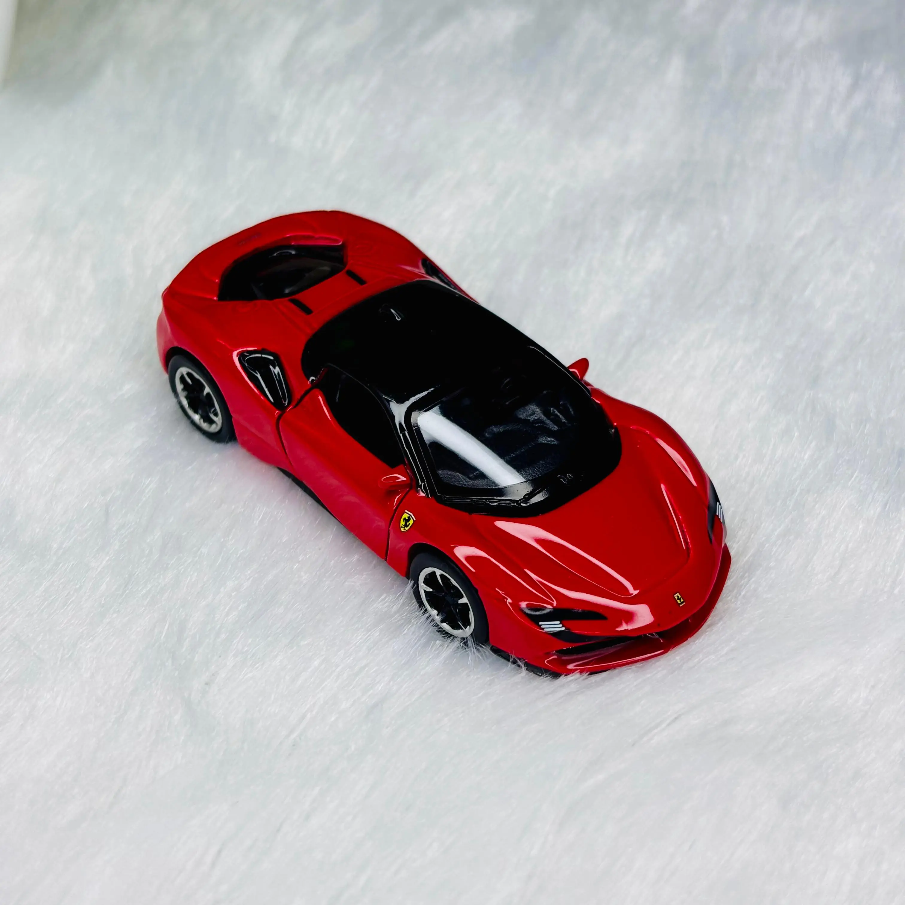 BURAGO FERRARI SF90 (DIE-CAST)